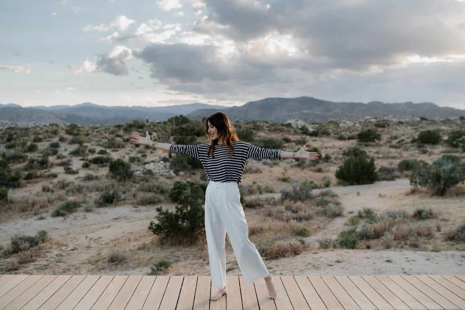 Lifestyle Relaxed Pioneertown Couple Session