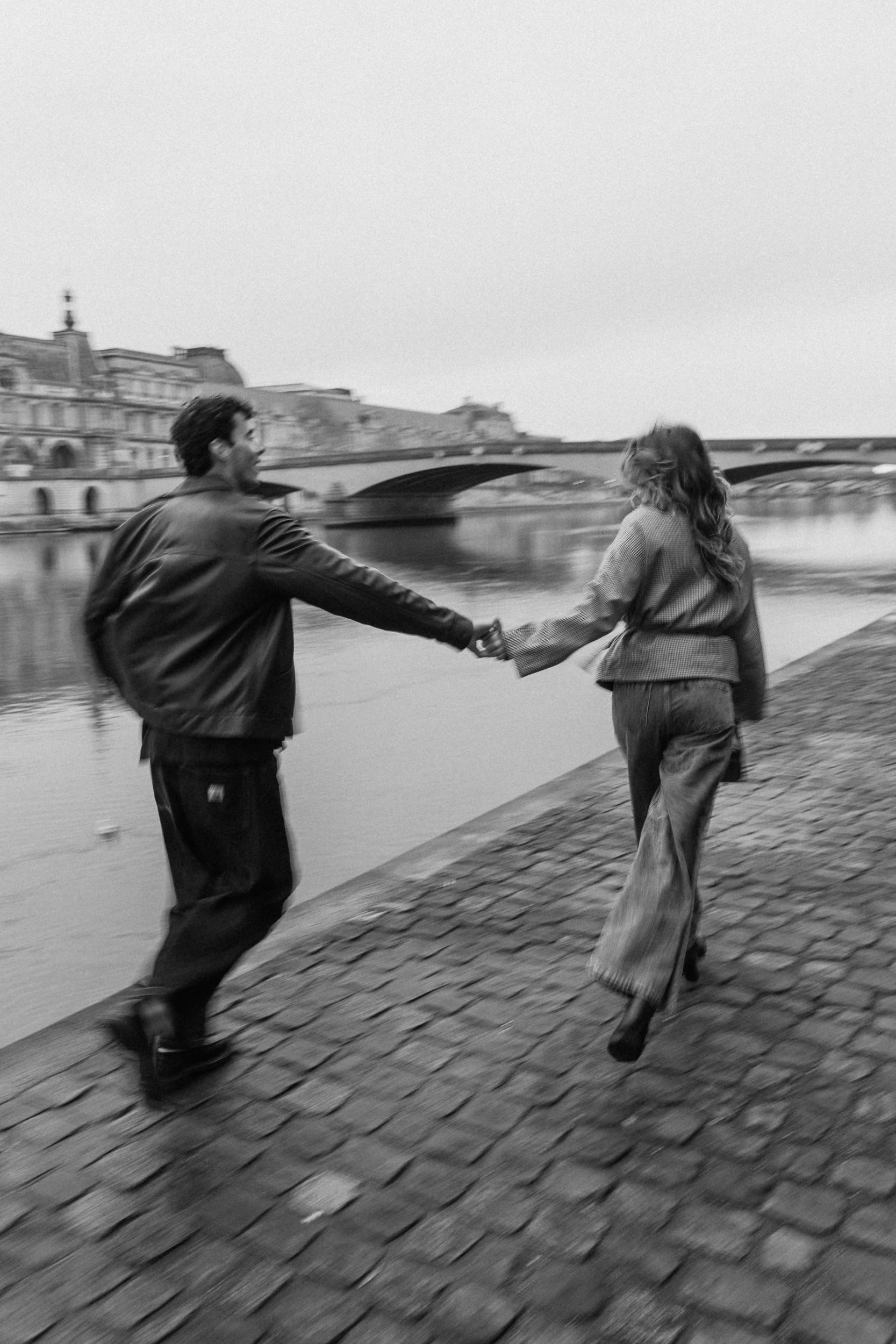Couples Photoshoot in Paris | Quai de Seine, Louvre & Palais Royal